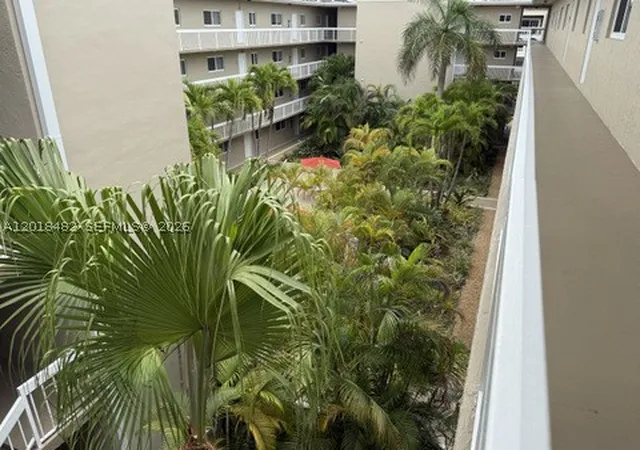 Photo 2 of Condo for sale at 7815 Camino Real #i417, Miami, FL 33143 | MLS# A12018482 | Listing updated on 2026-09-08