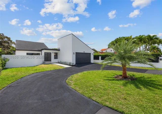 Photo 57 of Single family home for sale at 2851 Sw 117Th Ave, Miami, FL 33175 | MLS# A12017650 | Listing updated on 2026-10-07