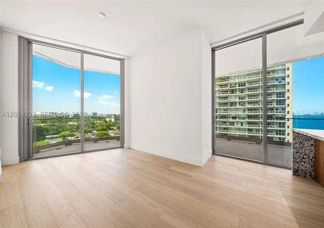 Photo 4 of Condo for sale at 175 Se 25 Rd #804, Miami, FL 33129 | MLS# A12018723 | Listing updated on 2026-09-29