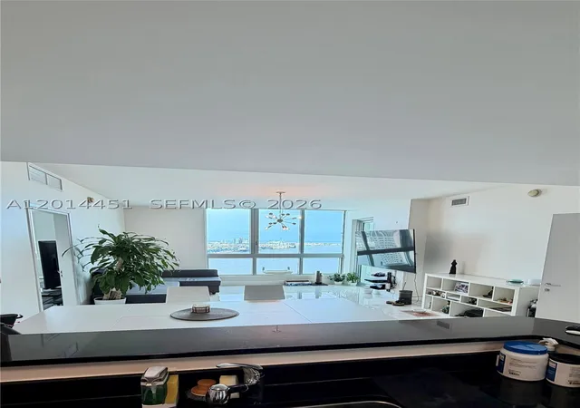 Photo 4 of Condo for sale at 300 S Biscayne Blvd #T-3212, Miami, FL 33131 | MLS# A12014451 | Listing updated on 2026-09-10