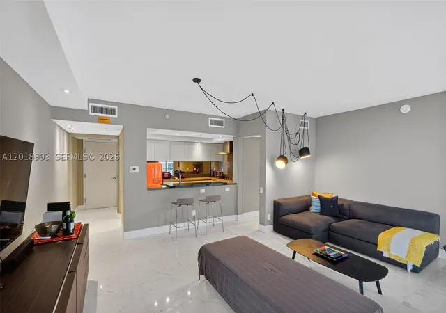 Photo 1 of Condo for sale at 1500 Ocean Dr #507, Miami Beach, FL 33139 | MLS# A12018993 | Listing updated on 2026-09-14
