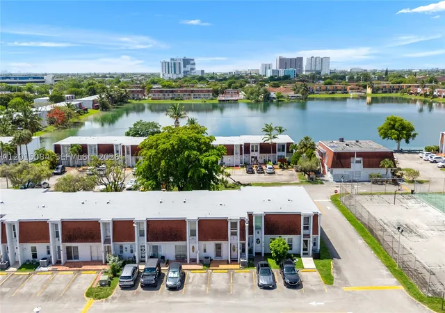 Photo 2 of Condo for sale at 606 Nw 107th Ave #9B, Miami, FL 33172 | MLS# A12015084 | Listing updated on 2026-08-26
