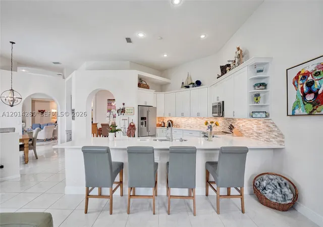 Photo 1 of Single family home for sale at 1640 Island Way, Weston, FL 33326 | MLS# A12014260 | Listing updated on 2026-09-13