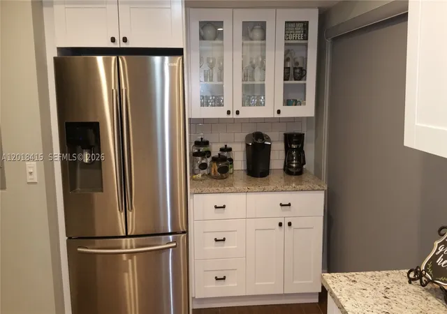 Listing Photo 4 - Condo for sale in building located at 11325 Sw 133Rd Ct, Miami, FL 33186 - Unit #51-3