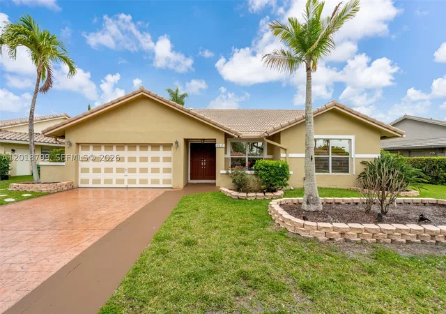 Photo 1 of Sale Pending at 7817 Sunflower Dr, Margate, FL 33063 | MLS# A12018799 | Listing updated on 2026-10-01