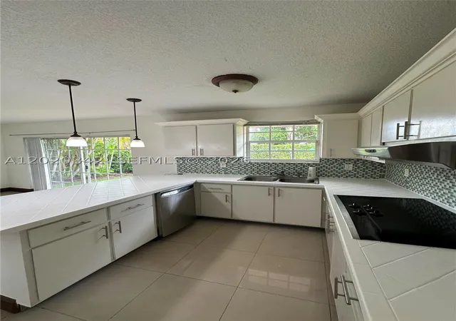 Photo 3 of Single family home for sale at 10120 Sw 127th Ave, Miami, FL 33186 | MLS# A12020342 | Listing updated on 2026-10-03