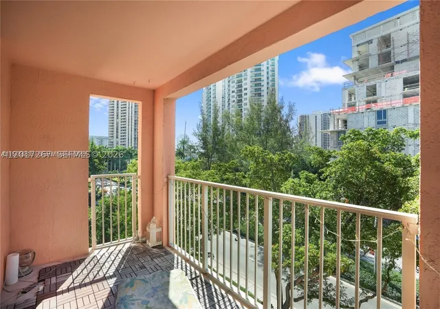 Photo 1 of Condo for sale at 19555 E Country Club Dr #8502, Aventura, FL 33180 | MLS# A12017267 | Listing updated on 2026-09-25
