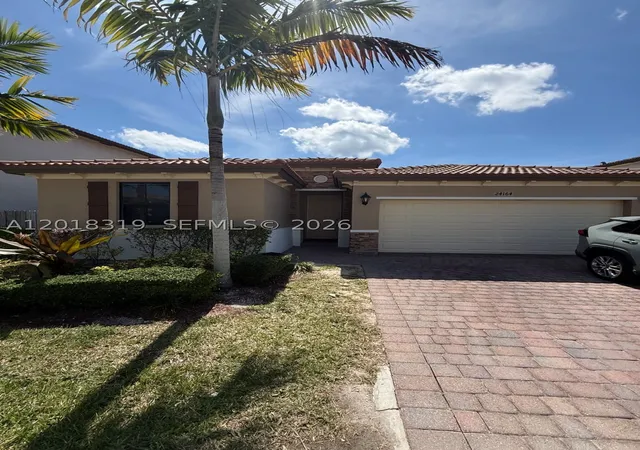 Photo 1 of Single family home for sale at 24164 Sw 118th Ave, Homestead, FL 33032 | MLS# A12018319 | Listing updated on 2026-09-02