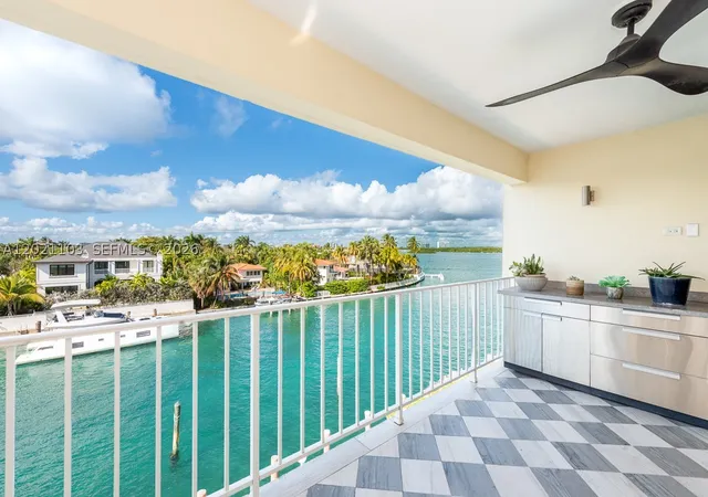 Listing Photo 3 - Condo for sale in building located at 10180 W Bay Harbor Dr, Bay Harbor Islands, FL 33154 - Unit #4A