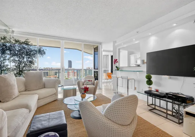 Photo 2 of Condo for sale at 21205 Yacht Club Dr #2409, Aventura, FL 33180 | MLS# A12011553 | Listing updated on 2026-09-01