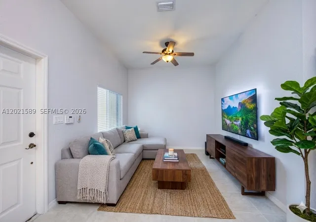 Photo 3 of Sale Pending at 2343 Se 16th Pl, Homestead, FL 33035 | MLS# A12021589 | Listing updated on 2026-08-27