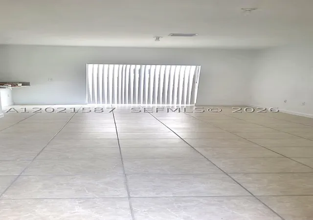 Photo 2 of Townhouse for sale at 2685 Se 13th St, Homestead, FL 33035 | MLS# A12021587 | Listing updated on 2026-09-01