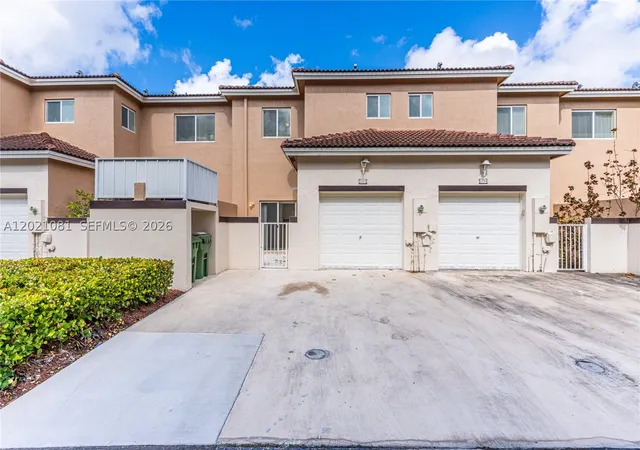 Photo 1 of Townhouse for sale at 2312 Se 21st St #2312, Homestead, FL 33035 | MLS# A12021081 | Listing updated on 2026-08-26