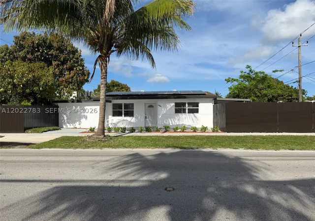 Photo 1 of Sale Pending at 1001 S 62nd Ave, Hollywood, FL 33023 | MLS# A12022783 | Listing updated on 2026-09-07