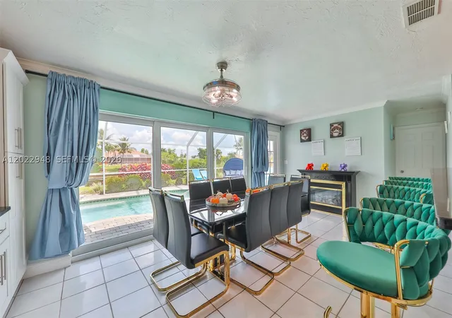 Photo 3 of Single family home for sale at 503 Sw 17Th St, Cape Coral, FL 33990 | MLS# A12022948 | Listing updated on 2026-09-14