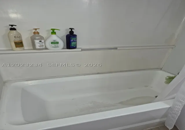 Photo 6 of Condo for sale at 6195 Nw 186Th St #106, Hialeah, FL 33015 | MLS# A12023234 | Listing updated on 2026-09-01