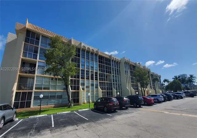 Photo 3 of Condo for sale at 801 Three Islands Blvd #109, Hallandale, FL 33009 | MLS# A12022096 | Listing updated on 2026-09-16