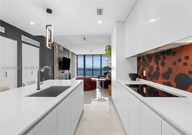 Photo 2 of Condo for sale at 700 Ne 24th St #5206, Miami, FL 33137 | MLS# A12018767 | Listing updated on 2026-09-11
