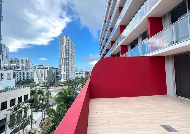 Photo 1 of Condo for sale at 3100 Ne 1st Av #608, Miami, FL 33137 | MLS# A12022480 | Listing updated on 2026-09-10