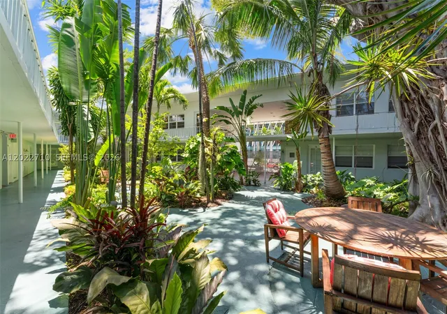 Photo 2 of Condo for sale at 1925 Washington Ave #16, Miami Beach, FL 33139 | MLS# A12022710 | Listing updated on 2026-09-09