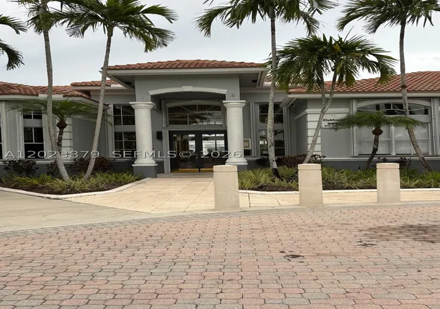 Photo 2 of Condo for sale at 150 Nw 96th Ave #9-307, Pembroke Pines, FL 33024 | MLS# A12023879 | Listing updated on 2026-08-29