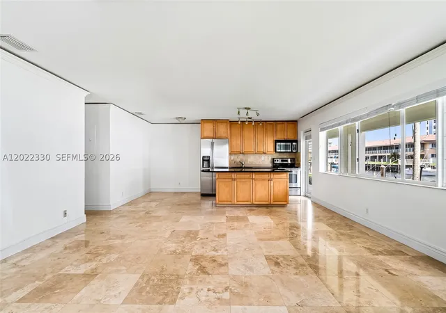 Photo 3 of Condo for sale at 2881 Ne 32nd St #111, Fort Lauderdale, FL 33306 | MLS# A12022330 | Listing updated on 2026-09-10