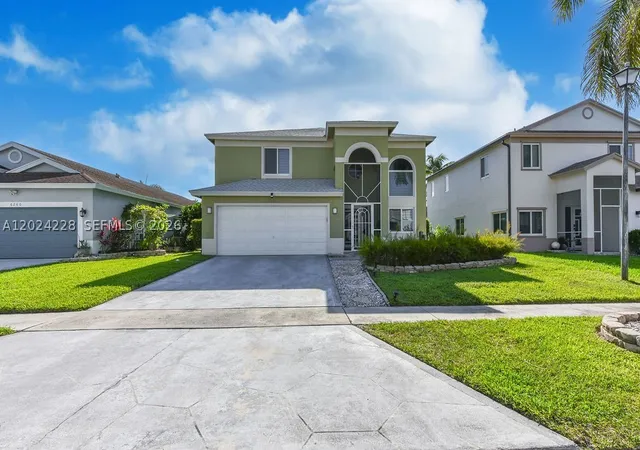 Photo 1 of Single family home for sale at 6256 Lansdowne Cir, Boynton Beach, FL 33472 | MLS# A12024228 | Listing updated on 2026-08-30