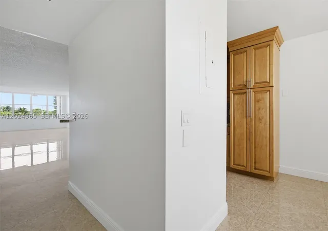 Listing Photo 2 - Condo for sale in building located at 2521 NW 104th Ave, Sunrise, FL 33322 - Unit #302