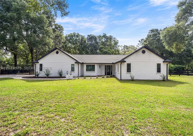Photo 2 of Single family home for sale at 3251 Sw 56th Ave, Ocala, FL 34474 | MLS# A12024378 | Listing updated on 2026-09-11