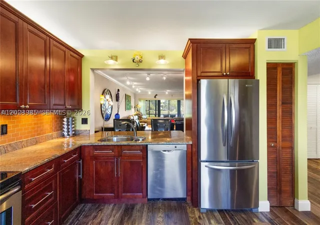 Photo 2 of Condo for sale at 5519 Fairway Park Dr #203, Boynton Beach, FL 33437 | MLS# A12023985 | Listing updated on 2026-09-23
