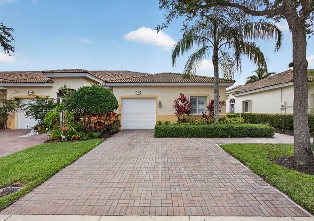 Photo 2 of Single family home for sale at 2368 Windjammer Way, West Palm Beach, FL 33411 | MLS# A12024555 | Listing updated on 2026-08-30