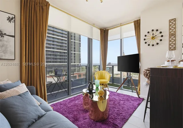 Listing Photo 3 - Condo for sale in building located at 121 NE 5th St, Aventura, FL 33132 - Unit #1712