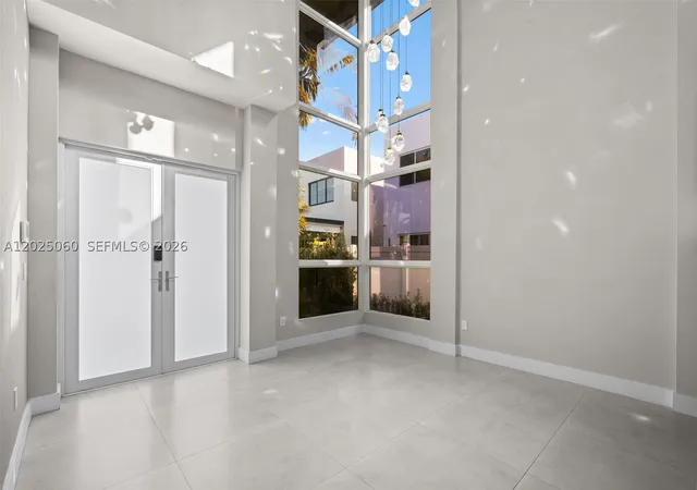 Photo 3 of Single family home for sale at 7534 Nw 98th Ave, Doral, FL 33178 | MLS# A12025060 | Listing updated on 2026-09-02