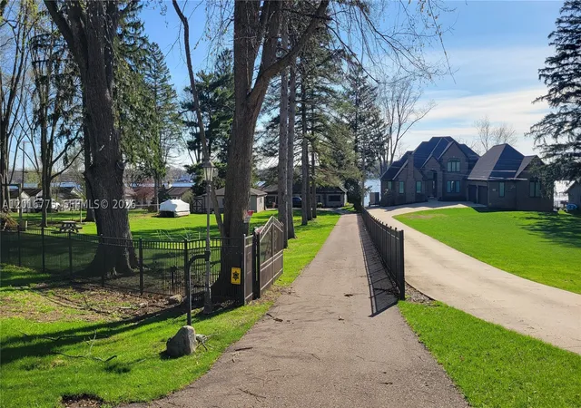 Photo 3 of Single family home for sale at 605 Hilltop Dr, White Lake, MI 48386 | MLS# A12016775 | Listing updated on 2026-10-07