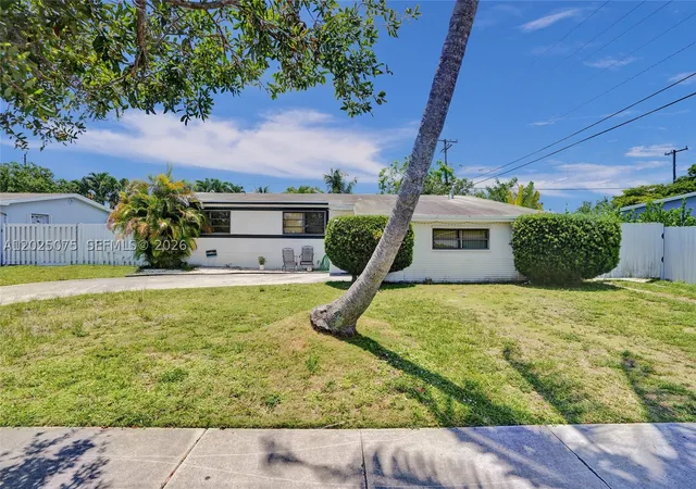 Photo 1 of Single family home for sale at 9910 Bahama Dr, Cutler Bay, FL 33189 | MLS# A12025075 | Listing updated on 2026-08-27