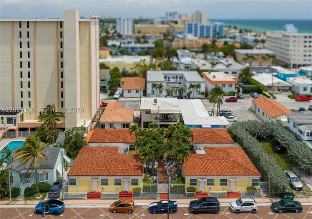 Photo 2 of Multi family home for sale at 335 Georgia St, Hollywood, FL 33019 | MLS# A12026108 | Listing updated on 2026-09-18
