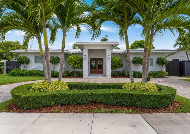Photo 3 of Single family home for sale at 9641 Sw 66th St, Miami, FL 33173 | MLS# A12026114 | Listing updated on 2026-09-01