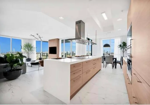 Photo 1 of Condo for sale at 17111 Biscayne Blvd #2209, North Miami Beach, FL 33160 | MLS# A12023169 | Listing updated on 2026-09-03