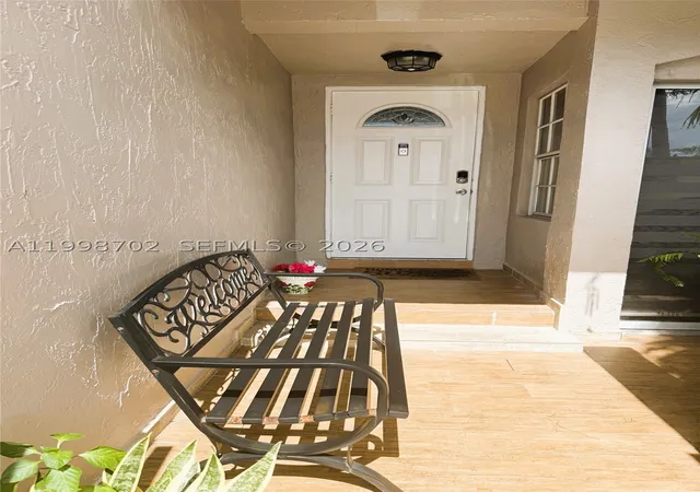 Photo 2 of Townhouse for sale at 6217 Sw 128th Pl, Miami, FL 33183 | MLS# A11998702 | Listing updated on 2026-08-26