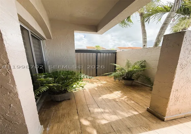 Photo 3 of Townhouse for sale at 6217 Sw 128Th Pl, Miami, FL 33183 | MLS# A11998702 | Listing updated on 2026-09-23