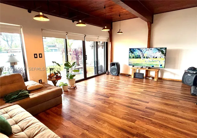Photo 1 of Townhouse for sale at 19440 Ne 26th Ave #52B, Miami, FL 33180 | MLS# A12026507 | Listing updated on 2026-09-22