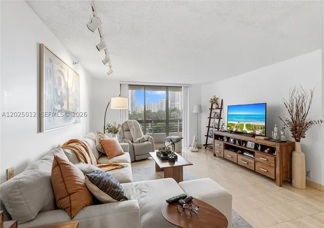 Photo 2 of Condo for sale at 19195 Ne 36th Ct #502, Aventura, FL 33180 | MLS# A12025012 | Listing updated on 2026-09-01