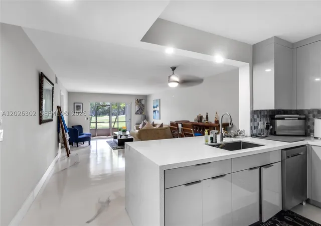 Photo 1 of Condo for sale at 900 Sw 128th Ave #105D, Pembroke Pines, FL 33027 | MLS# A12026302 | Listing updated on 2026-08-30