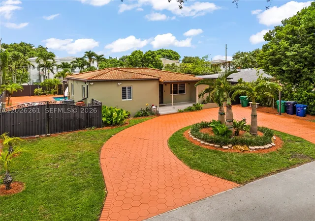 Photo 2 of Sale Pending at 6250 Sw 20 Ter, Miami, FL 33155 | MLS# A12026261 | Listing updated on 2026-09-08