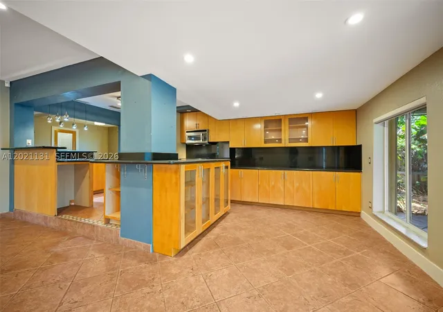 Photo 4 of Single family home for sale at 4512 Sw 37Th Ave, Dania Beach, FL 33312 | MLS# A12021131 | Listing updated on 2026-08-26
