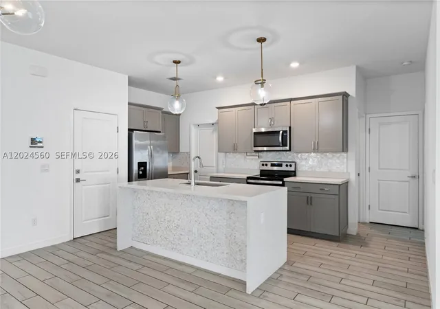 Photo 3 of Single family home for sale at 18493 Glenstone St, Jupiter, FL 33458 | MLS# A12024560 | Listing updated on 2026-09-14