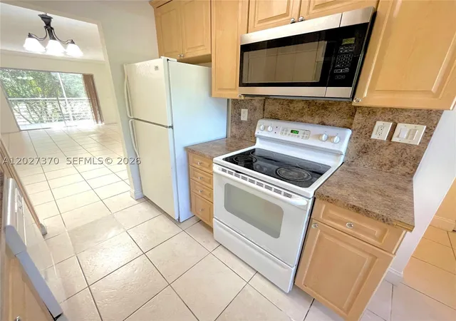 Photo 3 of Sale Pending at 8450 Lagos De Campo Blvd #206, Tamarac, FL 33321 | MLS# A12027370 | Listing updated on 2026-09-09