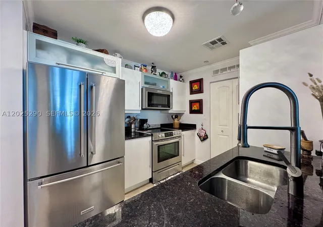 Photo 1 of Condo for sale at 7355 Sw 89th St #423N, Miami, FL 33156 | MLS# A12025290 | Listing updated on 2026-08-29