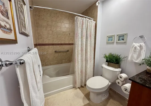 Listing Photo 5 - Condo for sale in Toscano Condominium located at 7355 Sw 89Th St, Miami, FL 33156 - Unit #423N