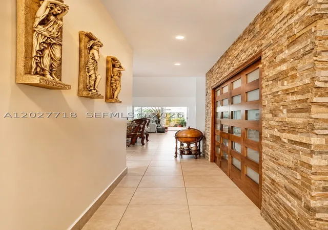 Listing Photo 5 - Condo for sale in building located at 6492 SW 129th Ave, Miami, FL 33183